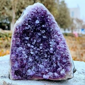 beautiful-amethyst-cave-stone